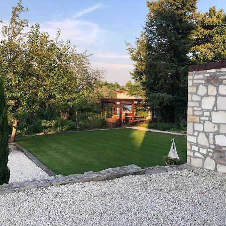 Madarlatta Vendeghaz Hotel Fertőrákos Екстериор снимка