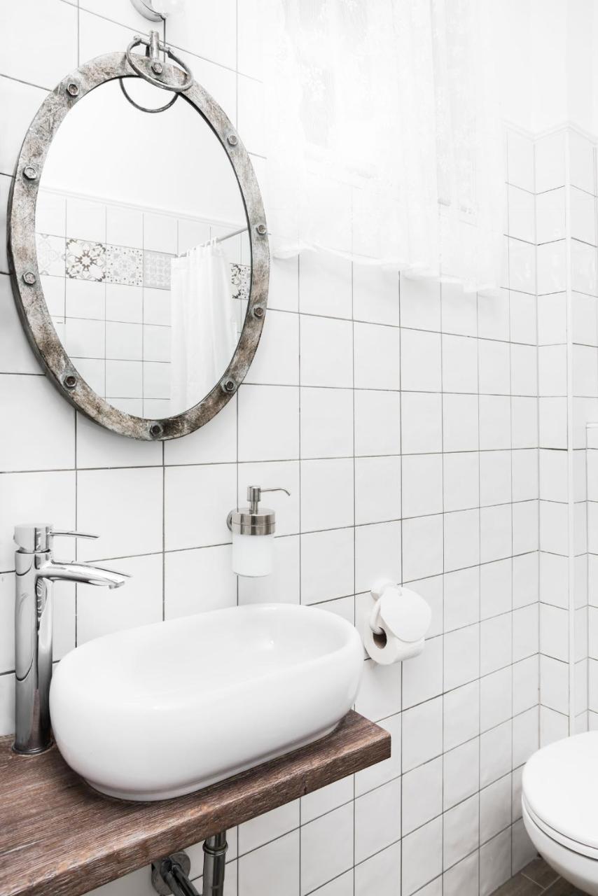 Madarlatta Vendeghaz Hotel Fertőrákos Екстериор снимка